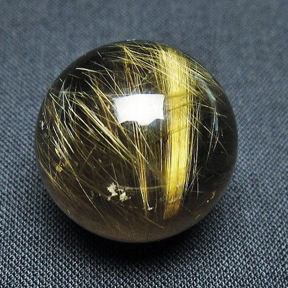 ゴールドタイチンルチル入り 水晶 丸玉 23mm [t145-2503]
