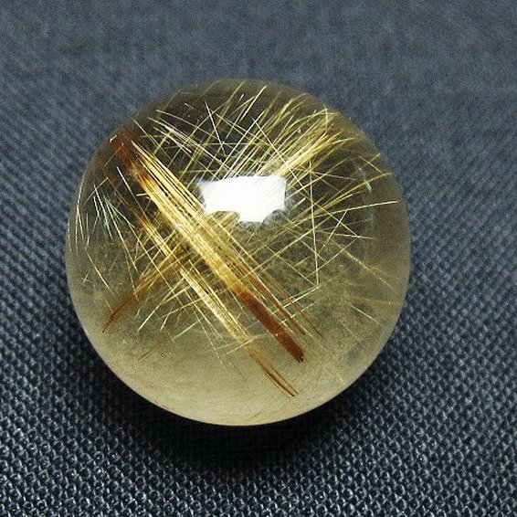 ゴールドタイチンルチル入り 水晶 丸玉 18mm [T145-2541]