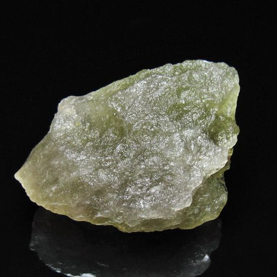 リビアングラス 原石 [t145-2726]