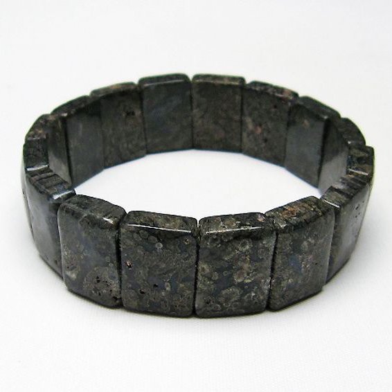 パイライト イン カルセドニー バングル [T160-1747]