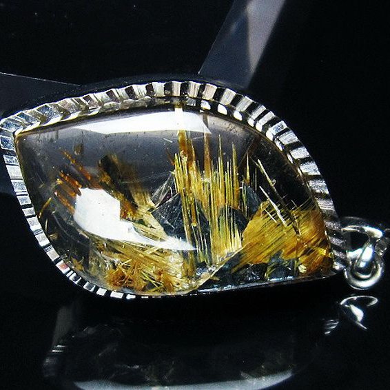 ゴールドタイチンルチル ペンダント [T162-510]