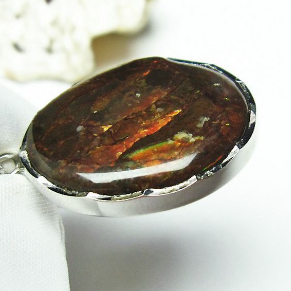 アンモライト  ペンダント [T165-1117]