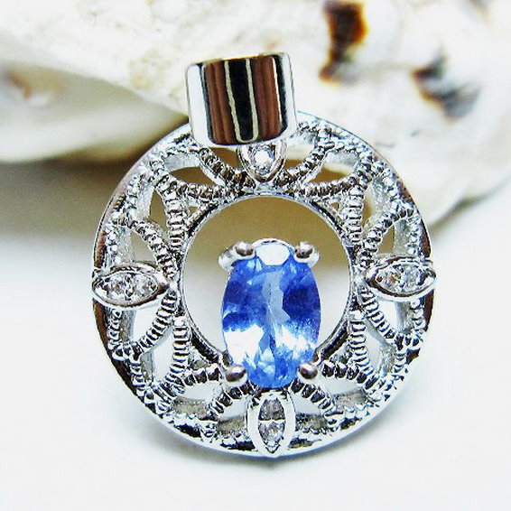 タンザナイト ペンダント [T165-1568]