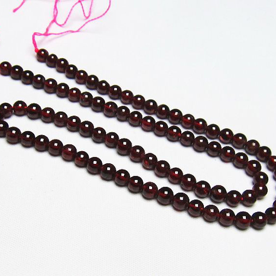 ガーネット 一連 ビーズ5mm [T177-1681]