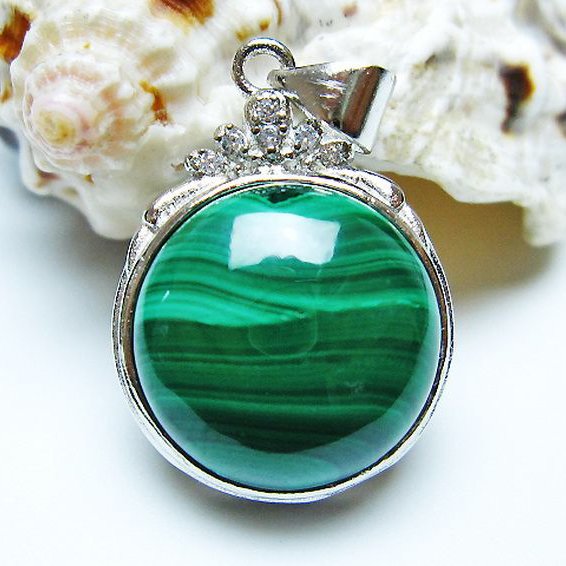 マラカイト ペンダント [t19-3838]