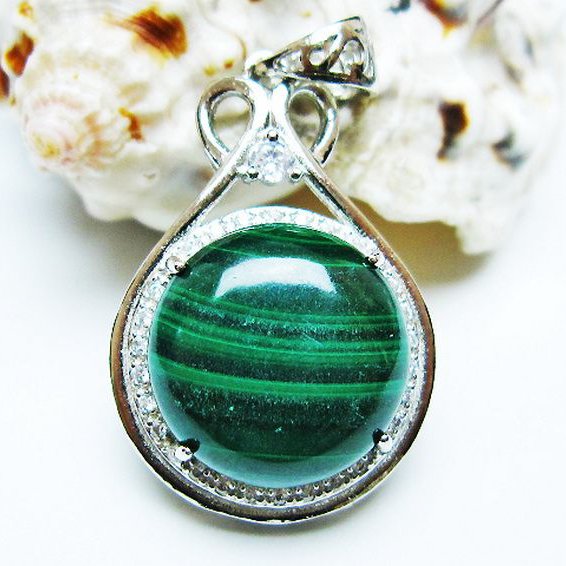 マラカイト ペンダント [T19-3892]