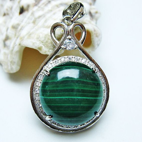 マラカイト ペンダント [T19-3897]