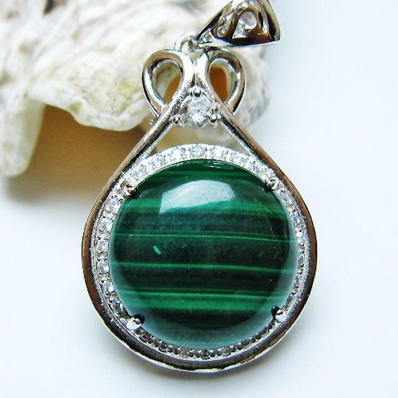 マラカイト ペンダント [T19-3910]