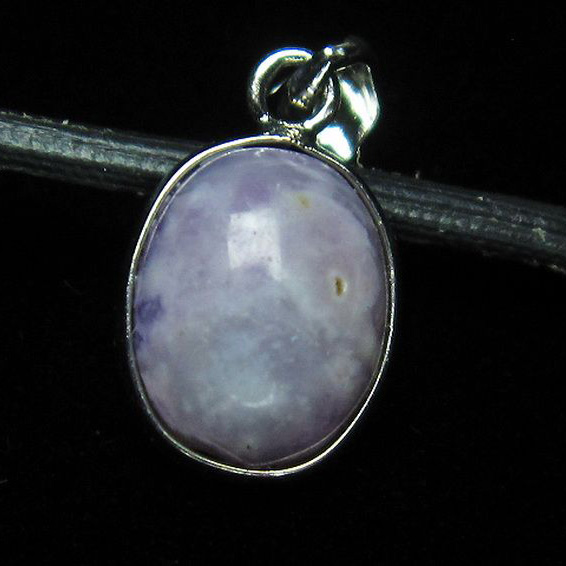 アメリカ　ユタ州産 ティファニーストーン ペンダント [T195-1452]