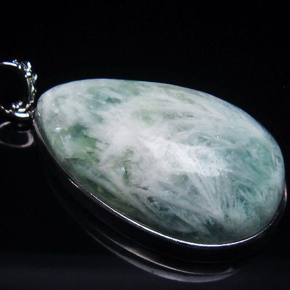 エンジェルフェザー フローライト ペンダント [T21-4624]