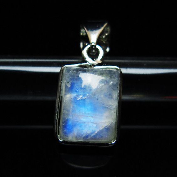 ムーンストーン ペンダント [t22-3264]