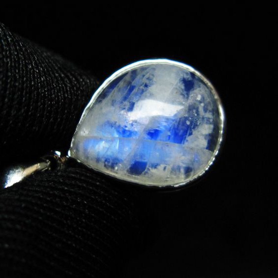 ムーンストーン ペンダント [T22-3315]