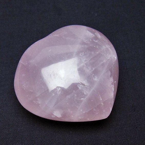 ローズクォーツハート 置物[T225-8523]