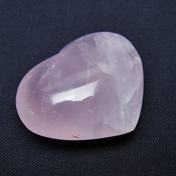 ローズクォーツハート 置物[T225-8565]