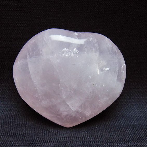 ローズクォーツハート 置物 [t225-8602]