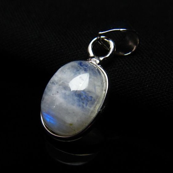 ムーンストーン ペンダント [T233-1111]