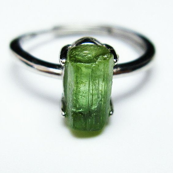 緑トルマリン 指輪 (13号)[T254-2617]
