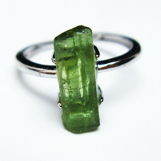 緑トルマリン 指輪 (14号)[T254-2620]