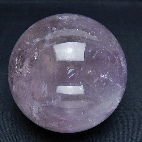 アメジスト丸玉69mm