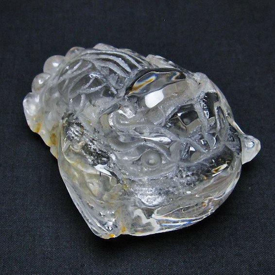 ヒマラヤ水晶金蟾[T261-1303]