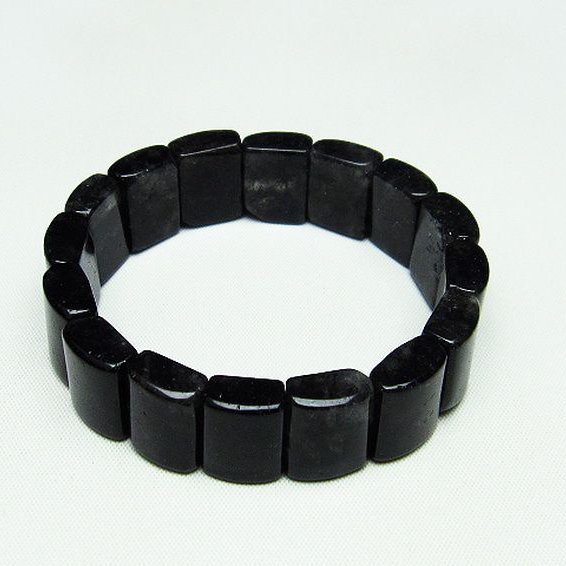 ブラックルチルクォーツバングル
