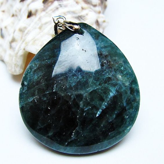 アパタイト ペンダント [t278-1566]