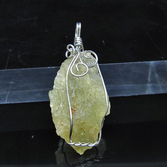 リビアングラス ペンダント [t298-1016]