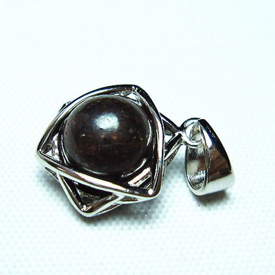 コンドライト「サハラNWA869隕石」 ペンダント [T298-540]