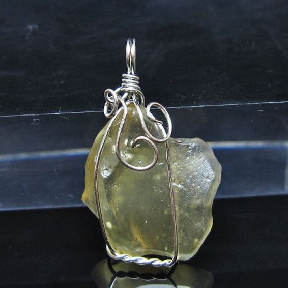 リビアングラス ペンダント [t298-880]