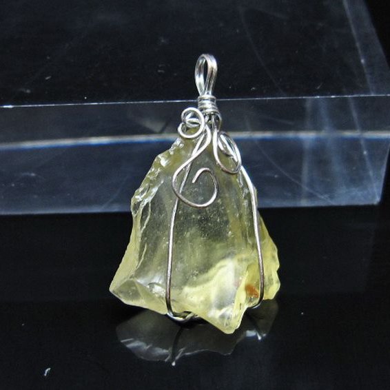 リビアングラス ペンダント [t298-946]