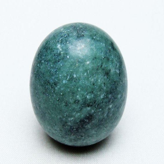 インド翡翠 たまご 置物 [t306-2853]