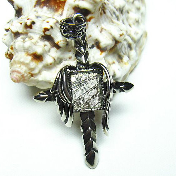 ギベオン メテオライト隕石 十字架 ロザリオ ペンダント [T309-1789]