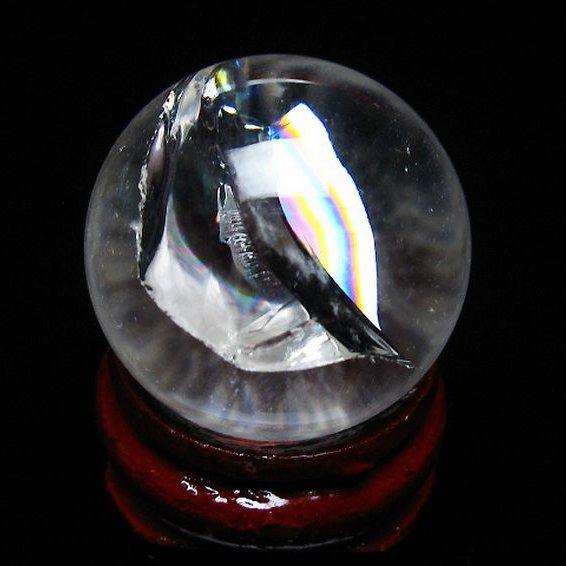 虹入り ヒマラヤ水晶 丸玉 25mm [T317-4902]