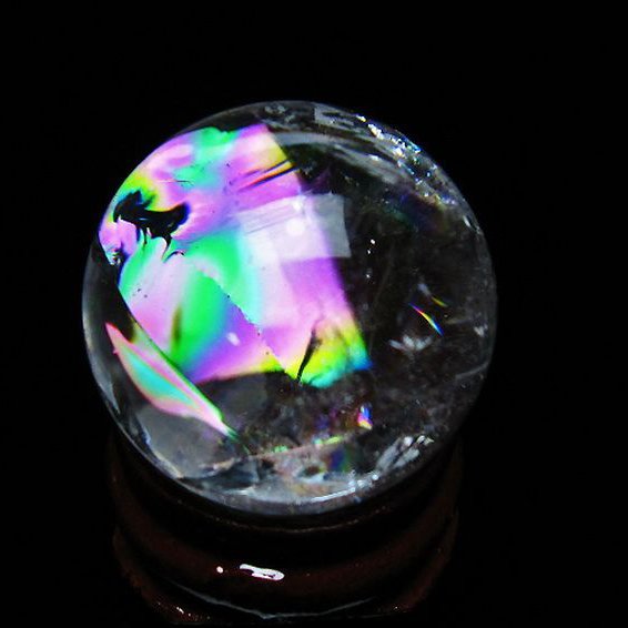 虹入り ヒマラヤ水晶 丸玉 26mm [t317-5331]