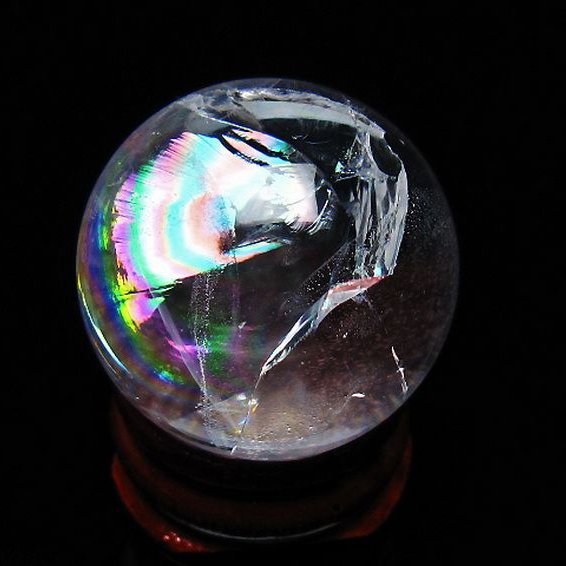 虹入り ヒマラヤ水晶 丸玉 28mm [t317-5339]