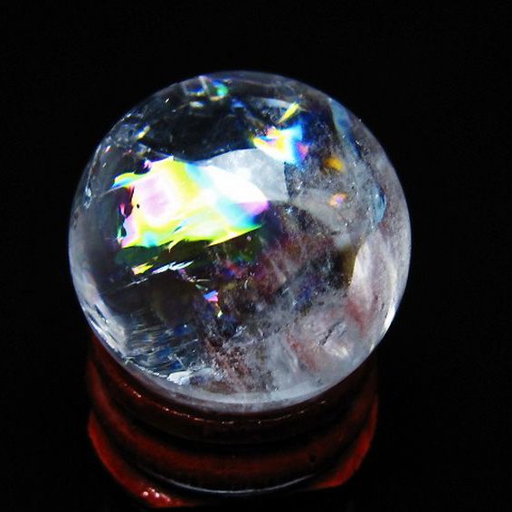 虹入り ヒマラヤ水晶 丸玉 26mm [t317-5349]