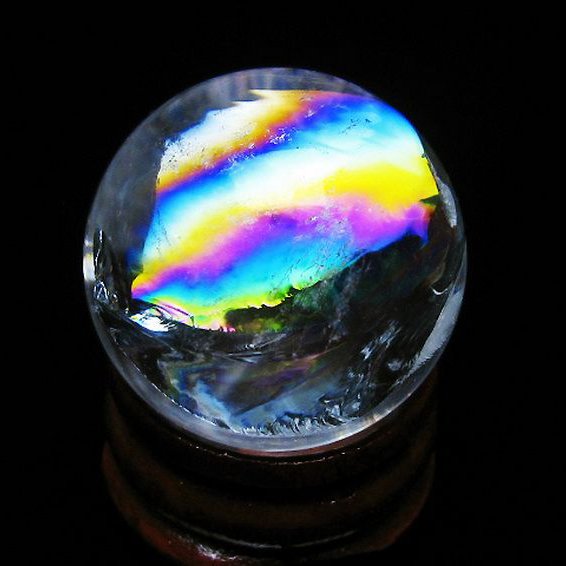 虹入り ヒマラヤ水晶 丸玉 25mm [t317-5361]