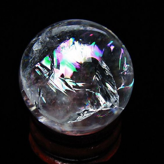 虹入り ヒマラヤ水晶 丸玉 27mm [t317-5377]