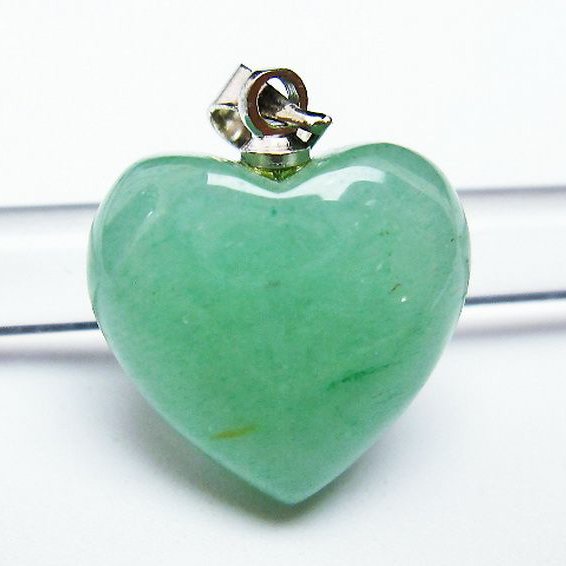 インド翡翠 ハート ペンダント [t328-1547]