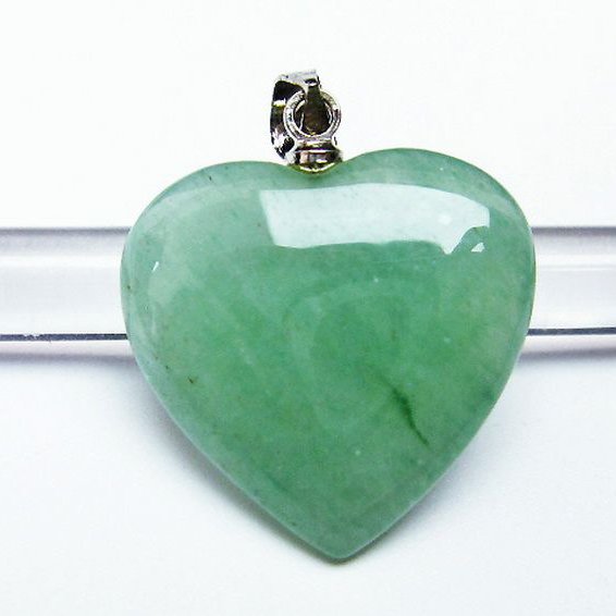 インド翡翠 ハート ペンダント [t328-1556]