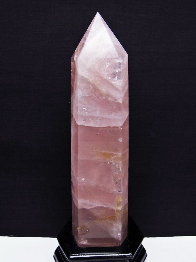 1.5Kg ローズクォーツ 六角柱[T332-5935]