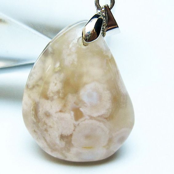 桜メノウ チェリーブロッサムアゲート ペンダント [T335-2951]