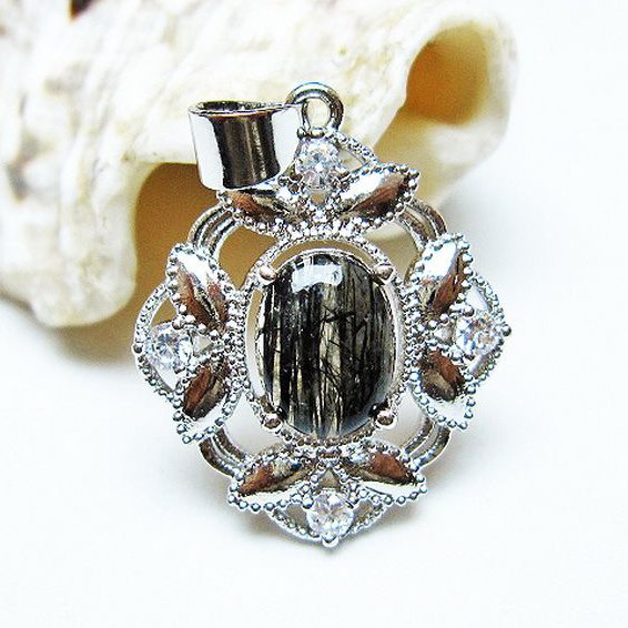 ブラックルチルクォーツ ペンダント [t343-1425]