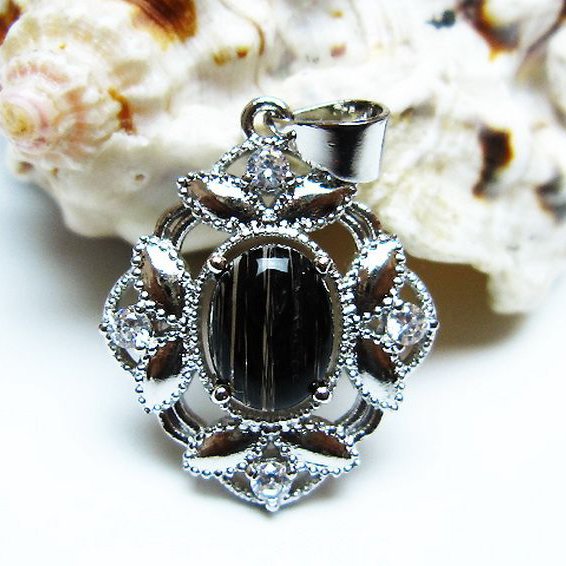 ブラックルチルクォーツ ペンダント [t343-1546]