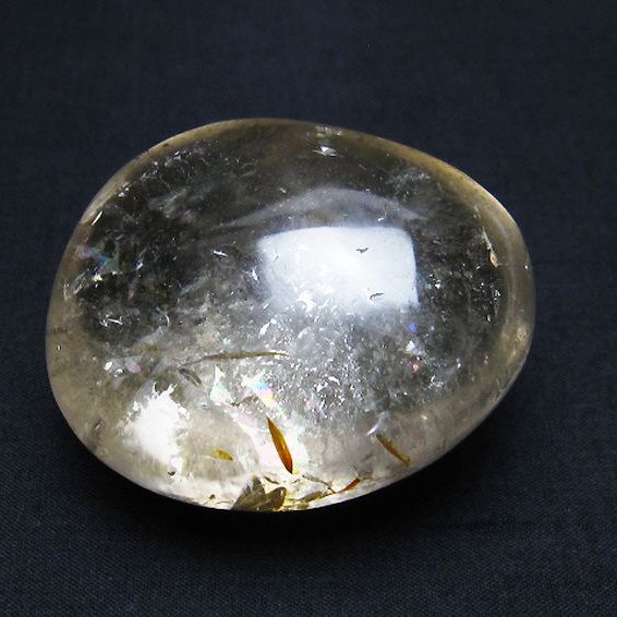 虹入り ヒマラヤ水晶 原石 [t344-2312]