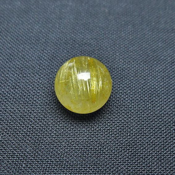 ゴールドタイチンルチル入り 水晶 丸玉 10mm [T355-1223]