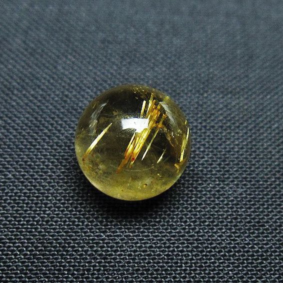 ゴールドタイチンルチル入り 水晶 丸玉 10mm [T355-1429]