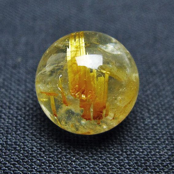 ゴールドタイチンルチル入り 水晶 丸玉 10mm [t355-1580]