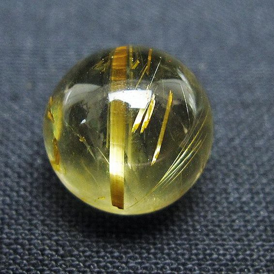 ゴールドタイチンルチル入り 水晶 丸玉 10mm [t355-1600]