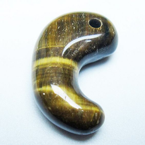 タイガーアイ※黄虎目石 勾玉[T356-1704]